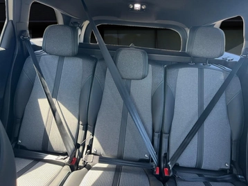 Image véhicule  Peugeot 5008 (12)