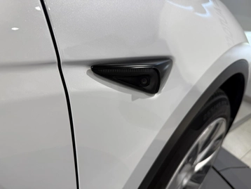 Image véhicule  Tesla MODEL Y (39)