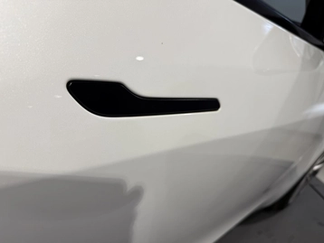 Image véhicule  Tesla MODEL Y (38)
