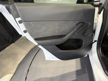 Image véhicule  Tesla MODEL Y (23)