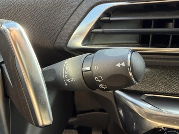 Image véhicule  Peugeot 3008 (35)