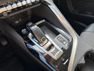 Image véhicule  Peugeot 3008 (30)