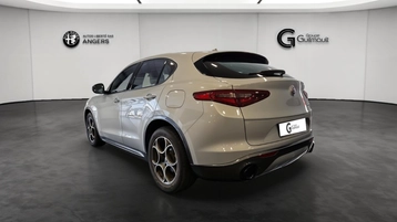Image véhicule  Alfa Romeo STELVIO (2)