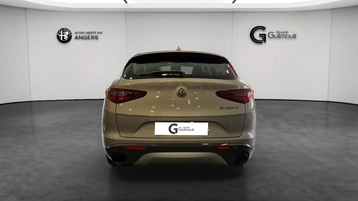 Image véhicule  Alfa Romeo STELVIO (3)