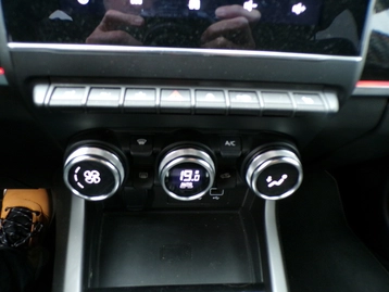 Image véhicule  Renault ARKANA (21)