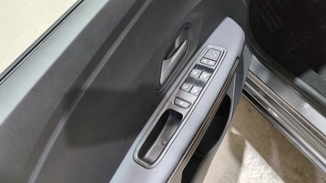 Image véhicule  Dacia JOGGER (10)