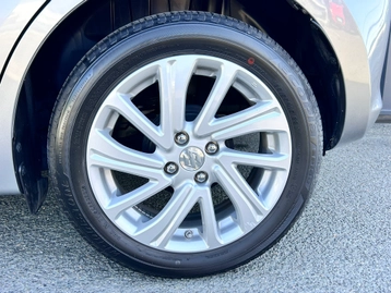 Image véhicule  Suzuki SWIFT (5)