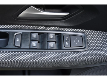 Image véhicule  Dacia SANDERO (19)