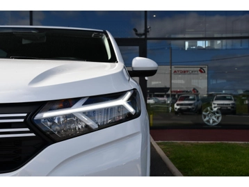 Image véhicule  Dacia SANDERO (6)