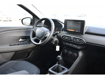 Image véhicule  Dacia SANDERO (43)