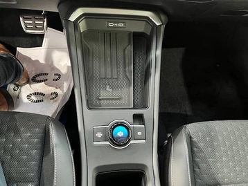 Image véhicule  Volkswagen T-ROC (13)