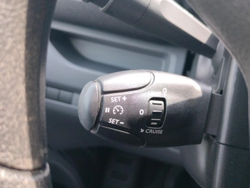 Image véhicule  Peugeot EXPERT (33)