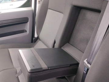 Image véhicule  Peugeot EXPERT (22)