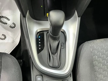 Image véhicule  Toyota YARIS CROSS (13)