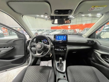 Image véhicule  Toyota YARIS CROSS (18)