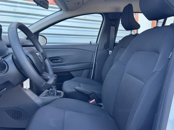 Image véhicule  Dacia SANDERO (4)