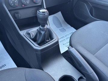 Image véhicule  Dacia SANDERO (15)