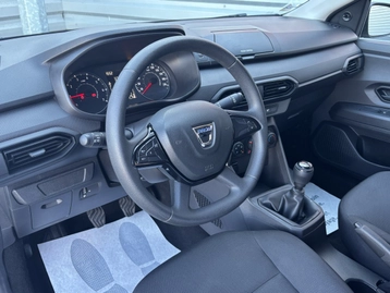 Image véhicule  Dacia SANDERO (3)