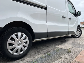 Image véhicule  Renault TRAFIC (3)