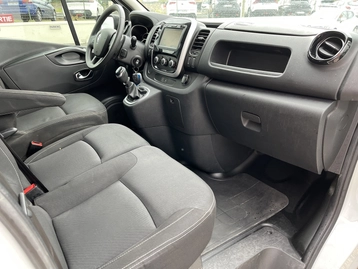 Image véhicule  Renault TRAFIC (15)