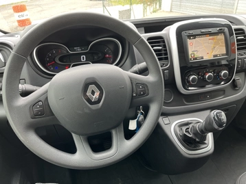 Image véhicule  Renault TRAFIC (11)