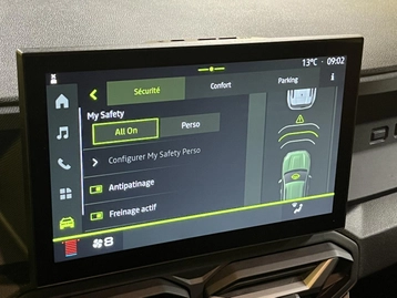 Image véhicule  Dacia DUSTER (25)