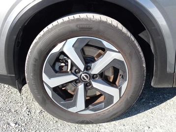 Image véhicule Nissan QASHQAI (20) Image véhicule Nissan QASHQAI (20)