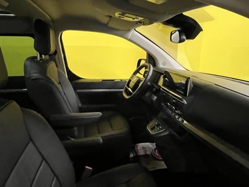 Image véhicule  Peugeot TRAVELLER (29)