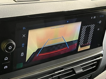 Image véhicule  Peugeot TRAVELLER (14)