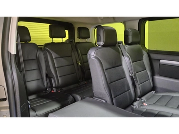 Image véhicule Peugeot TRAVELLER (16) Image véhicule Peugeot TRAVELLER (16)