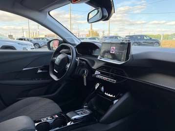 Image véhicule  Peugeot 208 (46)