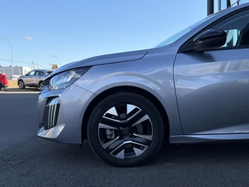 Image véhicule  Peugeot 208 (10)