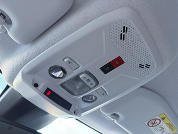 Image véhicule  Peugeot 208 (44)