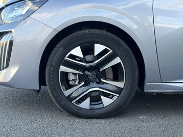 Image véhicule  Peugeot 208 (11)