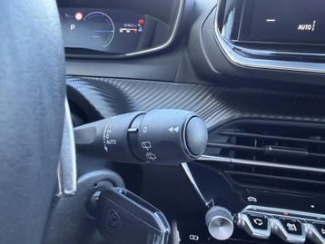 Image véhicule  Peugeot 208 (36)