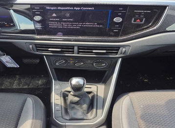 Image véhicule  Volkswagen POLO (12)