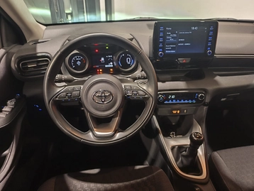 Image véhicule  Toyota YARIS (12)