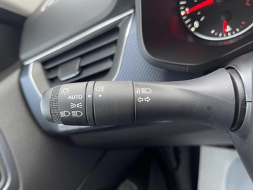 Image véhicule  Renault ARKANA (9)