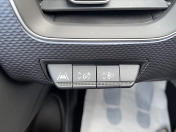 Image véhicule  Renault ARKANA (26)