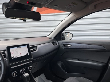 Image véhicule  Renault ARKANA (24)