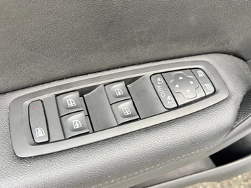 Image véhicule  Renault MEGANE IV (7)
