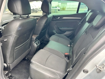 Image véhicule  Renault MEGANE IV (18)