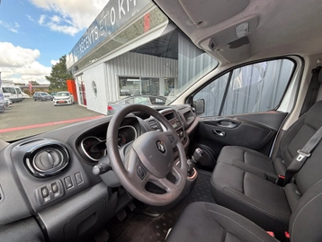 Image véhicule  Renault TRAFIC (6)