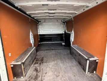 Image véhicule  Renault TRAFIC (5)