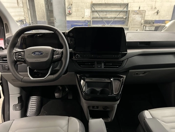 Image véhicule  Ford Tourneo Custom (10)