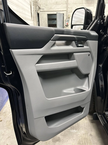 Image véhicule  Ford Tourneo Custom (18)