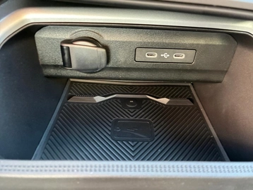 Image véhicule  Dacia BIGSTER (32)