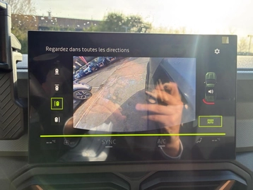 Image véhicule  Dacia BIGSTER (40)