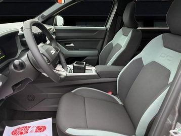 Image véhicule  Dacia BIGSTER (8)