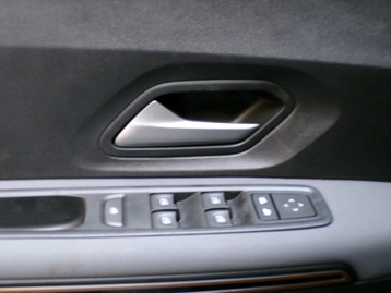 Image véhicule  Dacia SANDERO (13)